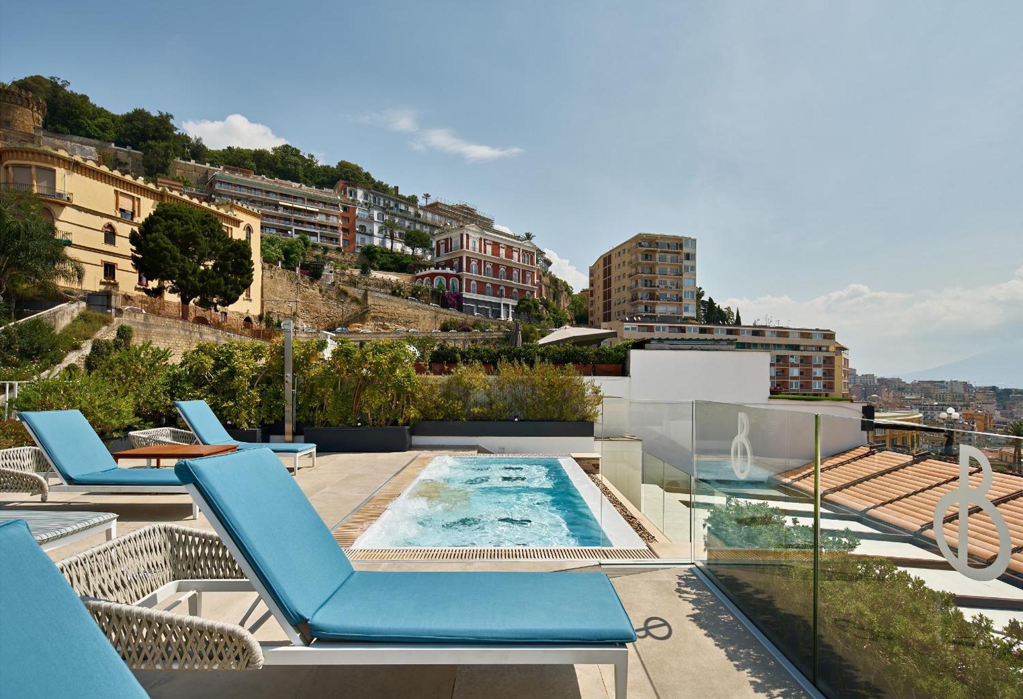 De Bonart Naples, Curio Collection By Hilton Hotel Napoli