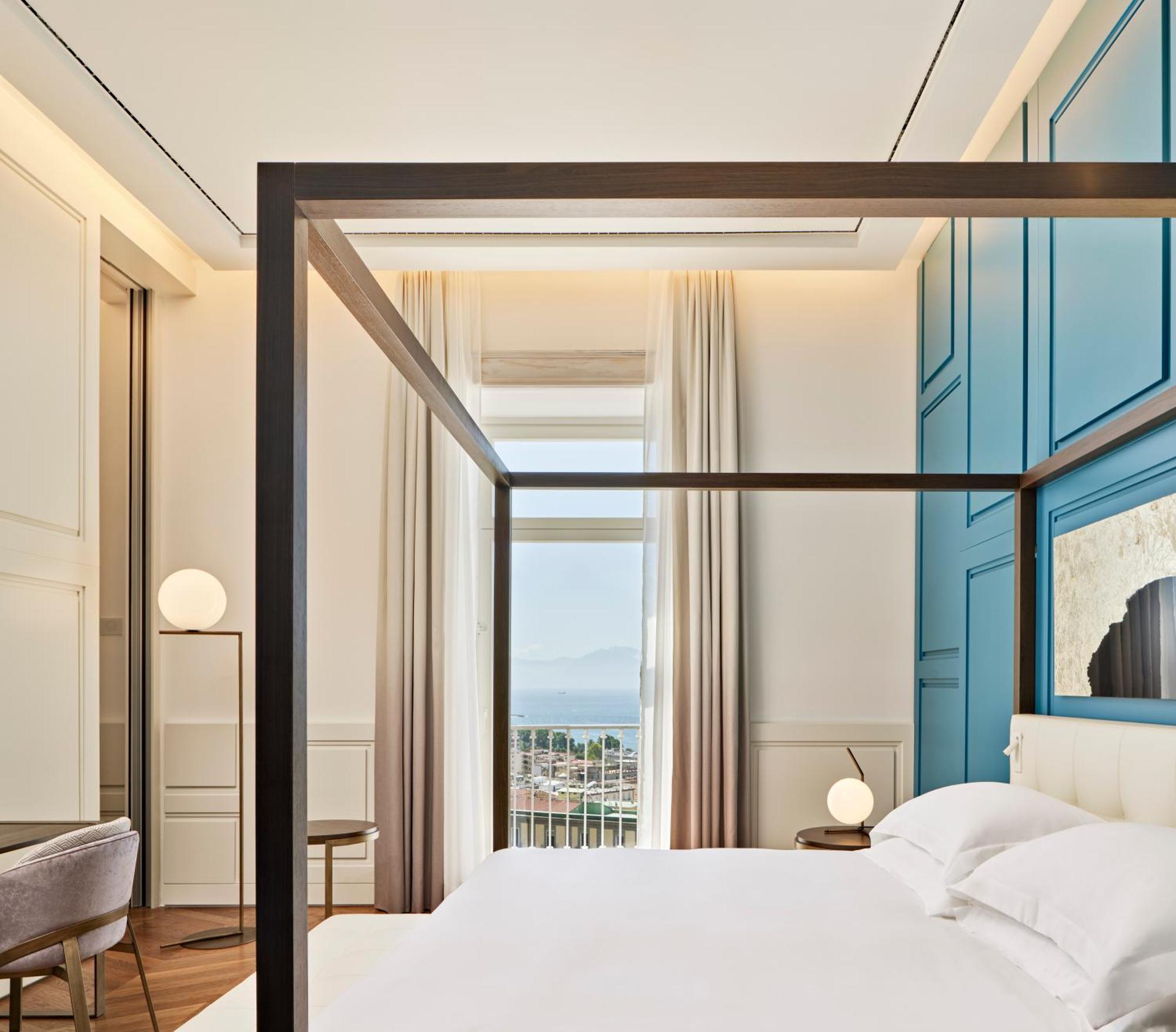 Hotel De Bonart Naples, Curio Collection By Hilton Napoli