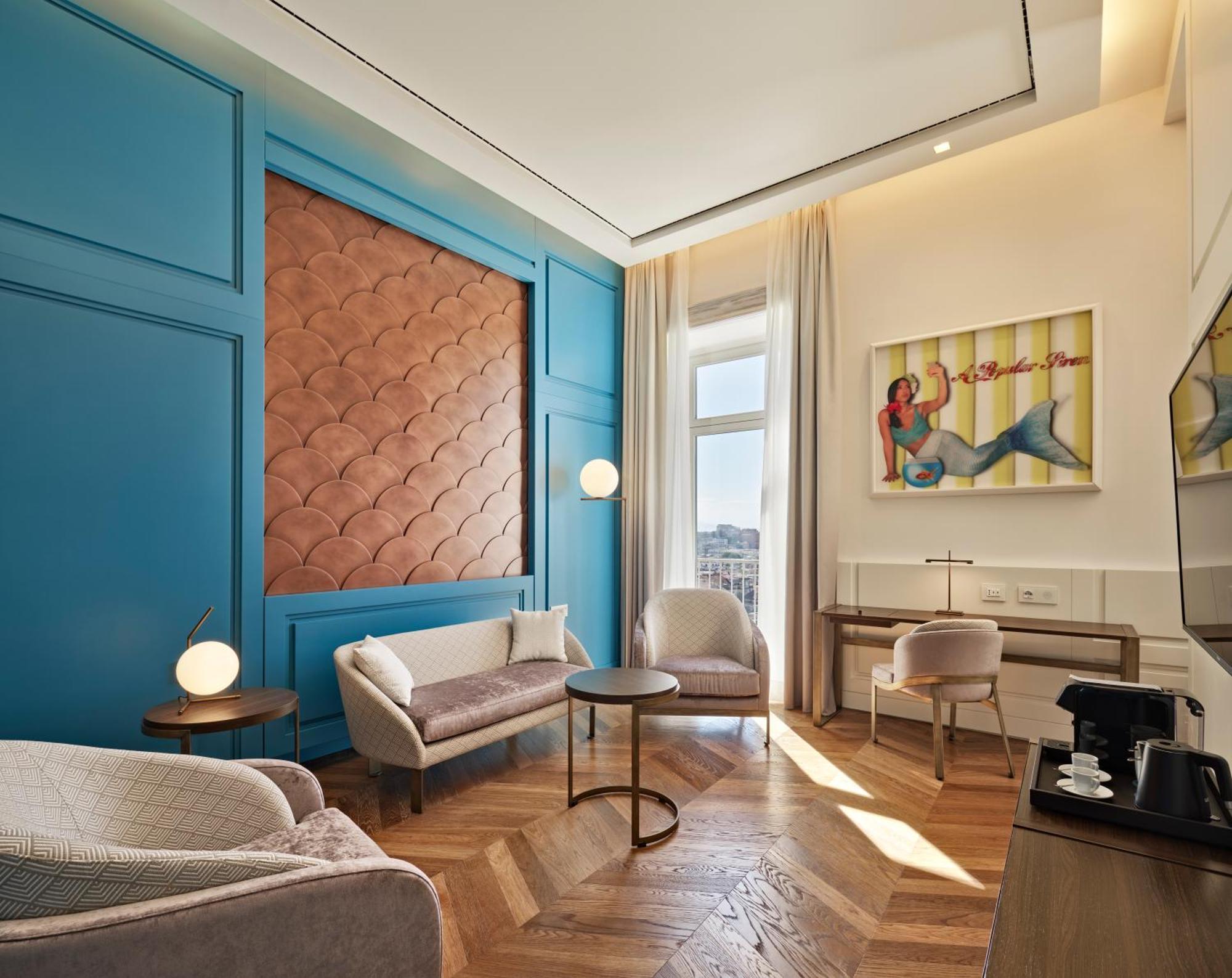 De Bonart Naples, Curio Collection By Hilton Hotel 5*